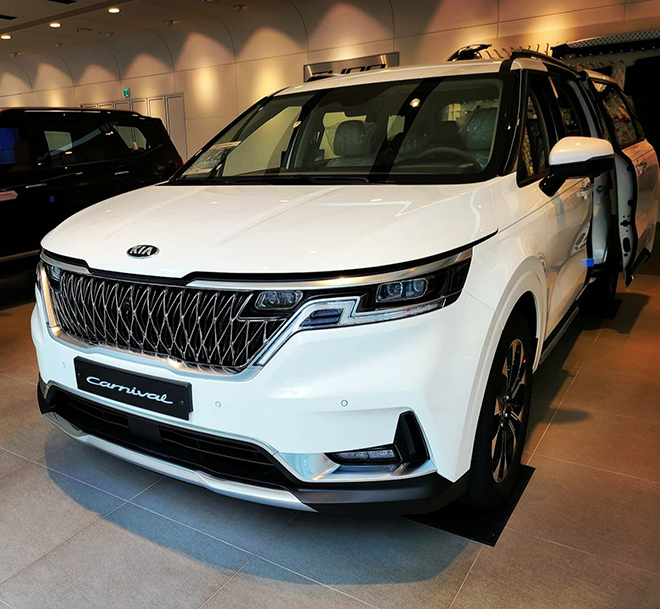 Ảnh thực tế Kia Sedona 2021 vừa ra mắt, đẹp như xe sang, trang bị tân tiến hàng đầu - 6