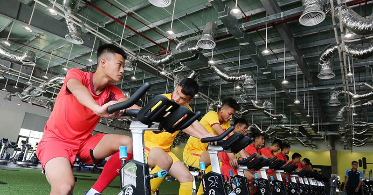 Bóng đá - ‘Phù thủy trắng’ Troussier và ông Park nghĩ xa đến World Cup