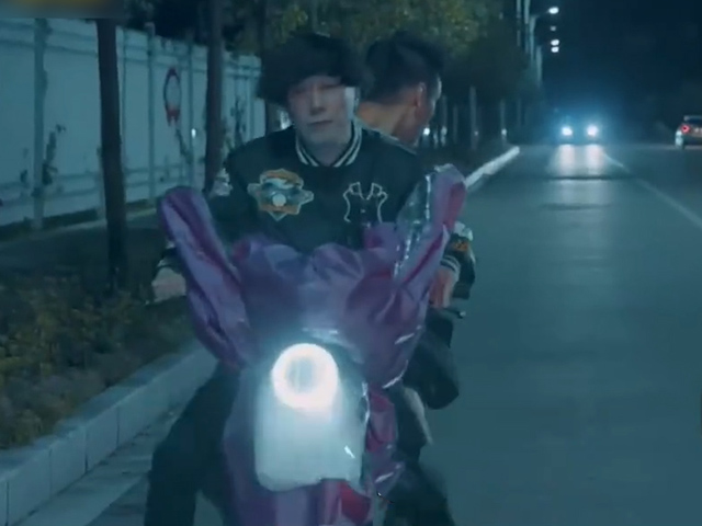 Cười 24H - Ra tay bắt cướp thanh niên trở thành... tội phạm