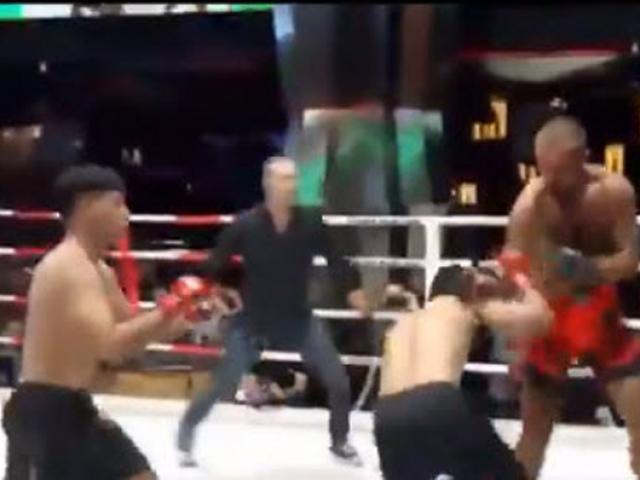 Thể thao - Lạ lùng đấu MMA: Nữ đánh với nam, có cả "2 chọi 1 không chột cũng què"