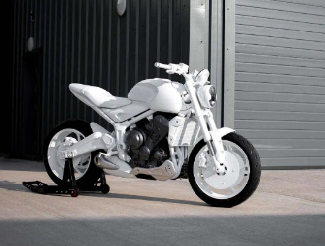 2021 Triumph Trident rò rỉ, muốn xưng “vương” môtô tầm trung - 2