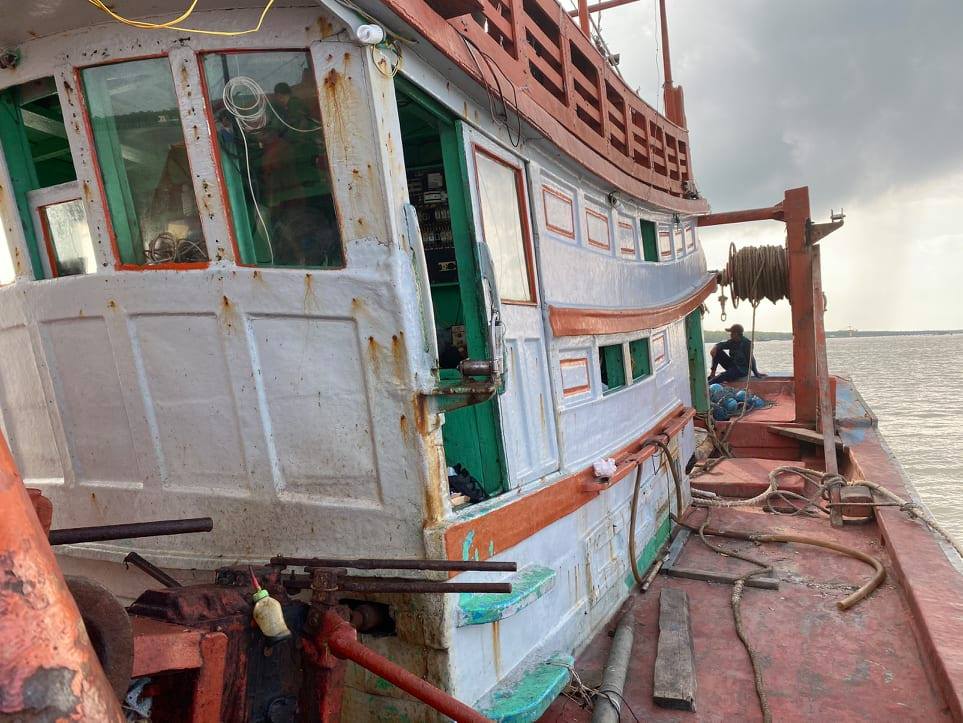Chiếc tàu nơi anh Tài bị đánh tử vong.