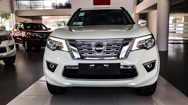 Xe SUV Nissan Terra tiếp tục giảm giá thêm cả trăm triệu đồng trong tháng Ngâu - 6