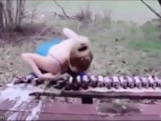 Media - Hotgirl dùng &quot;tâm hồn&quot; đập nát hơn 20 lon bia