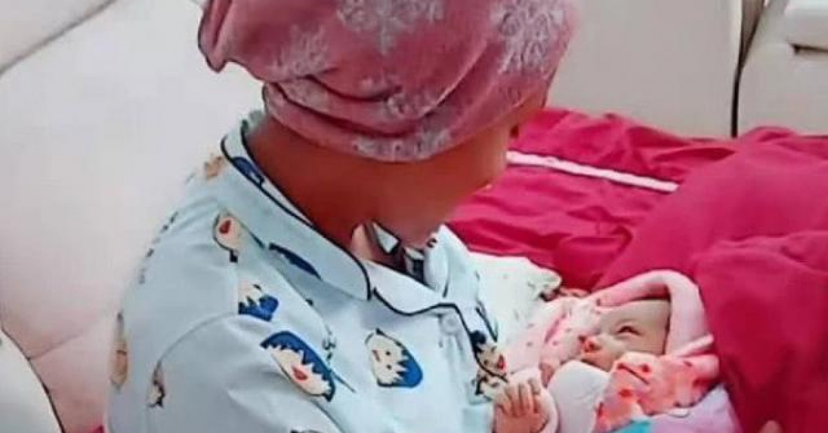 Bạn trẻ - Cuộc sống - Ông bố trẻ khoe lấy vợ châu Phi, màu da con chào đời màu da ai cũng bất ngờ