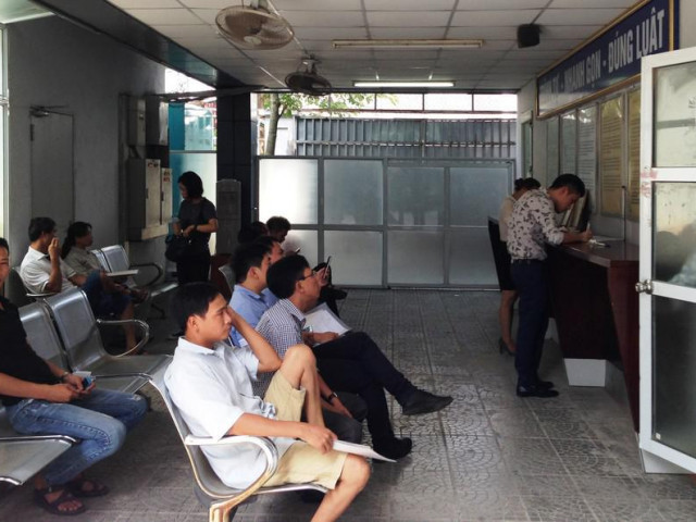 Kinh doanh - Thay đổi thời hạn giấy phép lái xe: Tiêu tốn hàng nghìn tỷ?