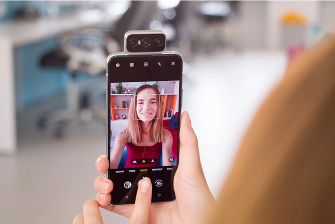 Asus ra mắt Zenfone 7, 7 Pro: Hiệu năng “trâu”, camera lật ấn tượng - 1