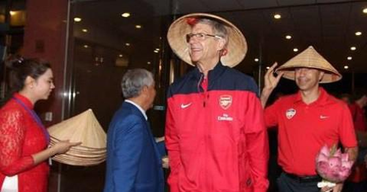 Bóng đá - HLV Arsene Wenger dẫn đội hình sang Việt Nam đá giao hữu