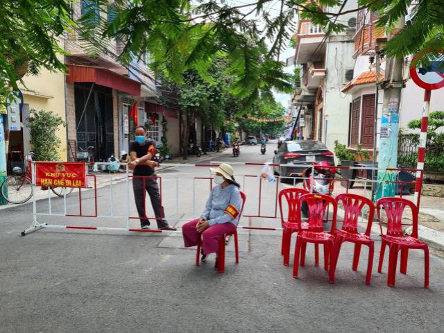 Tin tức trong ngày - Người dân phố Hạnh Phúc đổi thói quen vì ca dương tính SARS-CoV-2 khi tới Hàn Quốc