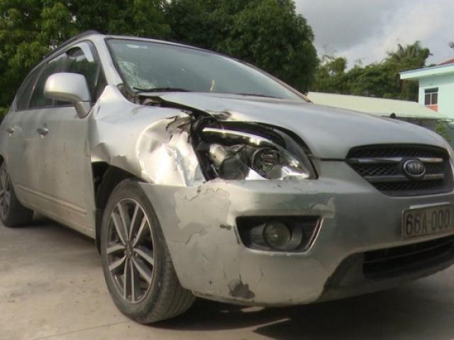 Tin tức trong ngày - Tài xế ngủ gật tông chết 2 vợ chồng bên lề đường