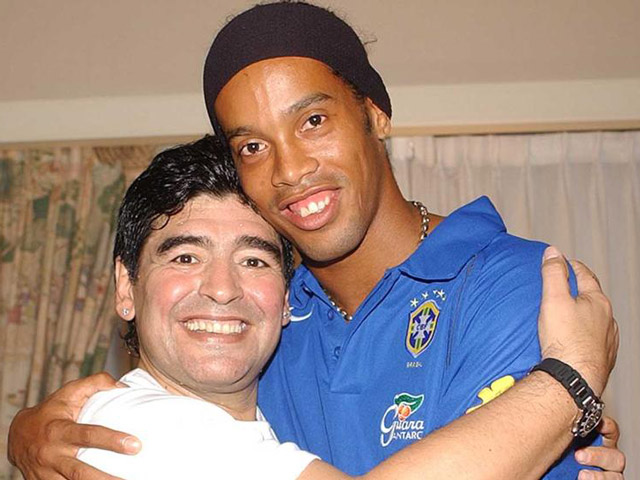 Bóng đá - Ronaldinho - Người đàn ông hạnh phúc nhất thế giới, được Maradona mời làm HLV