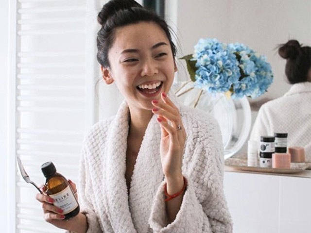 Làm đẹp - Sở hữu hàm răng trắng cho nụ cười xinh bằng cách dùng tinh dầu thiên nhiên