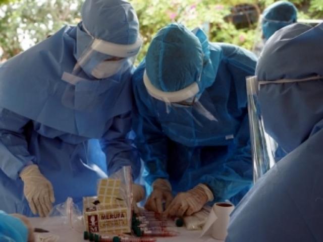 Tin tức trong ngày - 11 trường hợp mắc COVID-19 đang tiên lượng nặng và nguy kịch