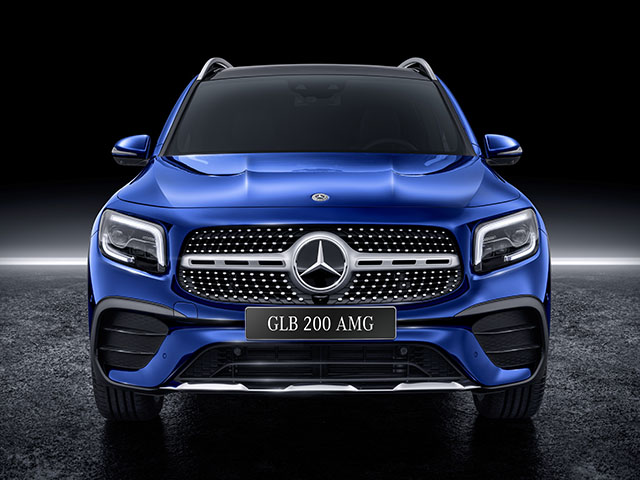 Tin tức ô tô - Giá lăn bánh Mercedes-Benz GLB 200 AMG vừa ra mắt tại Việt Nam