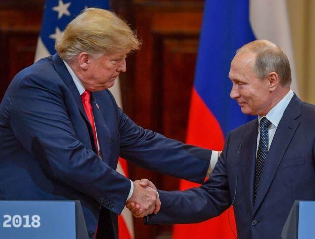 Ông Trump và ông Putin - ảnh tư liệu.