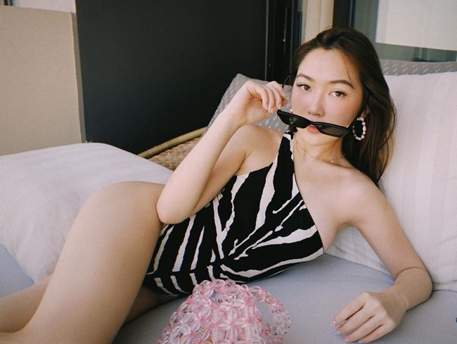 Chloe Nguyễn là một trong những beauty blogger nổi tiếng tại Việt Nam.
