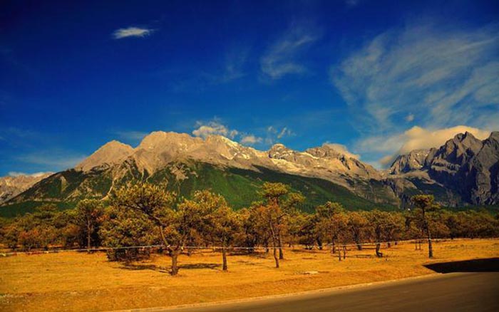 Sau khi đổi tên, thành phố này trở nên rất nổi tiếng, nhìn cảnh vật ai cũng thốt không nên lời - 10