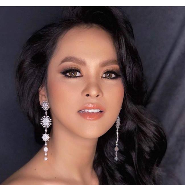 Trúc Mai mang 2 dòng máu, dân tộc Kinh của cha&nbsp;và dân tộc Khmer của mẹ. Cô được sinh ra trong gia đình làm nghề nông.&nbsp;
