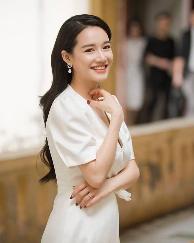 Bà mẹ một con lúc nào cũng rạng rỡ như hoa.&nbsp;
