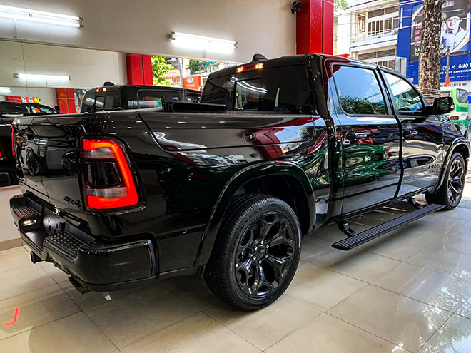 Ngắm ‘hàng hiếm’ RAM 1500 Limited Black Edition tại Việt Nam, giá gần 5 tỷ đồng - 6