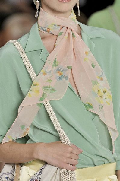 Bí quyết kết hợp trang phục màu sắc pastel ngọt như kẹo đường cho mùa thu đông - 2