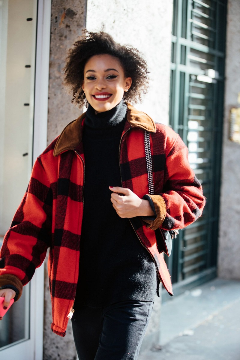 12 cách phối trang phục kẻ ca rô độc đáo mà bạn không thể bỏ qua - 10