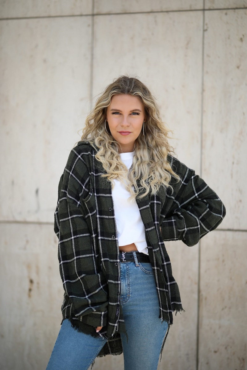 12 cách phối trang phục kẻ ca rô độc đáo mà bạn không thể bỏ qua - 2