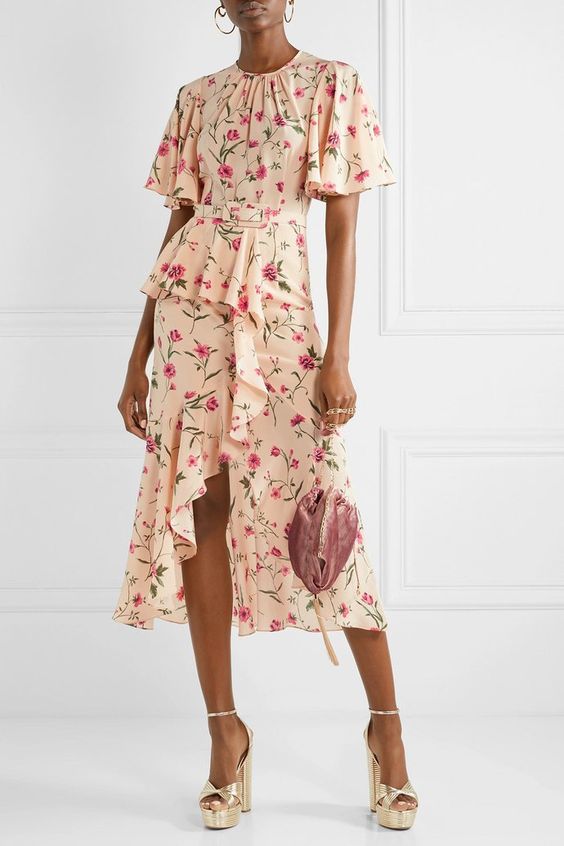 Câu chuyện độ dài của váy từng trở thành thước đo nền kinh tế - 2