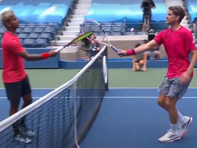Thể thao - Video tennis Nagal – Thiem: Set 1 toát mồ hôi, vượt khó đúng lúc (Vòng 2 US Open)