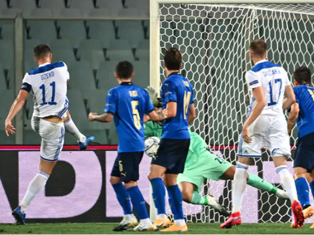 Bóng đá - Video highlight trận Italia – Bosnia: Mở điểm bất ngờ, may mắn thoát thua