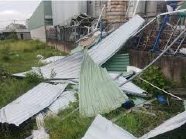 Tin tức trong ngày - Nổ lớn tại công ty đóng tàu, 1 người chết, 1 người bị thương