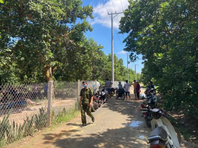 Tìm kiếm cháu bé 4 tuổi mất tích gần nhà ở vùng núi Chứa Chan - 4