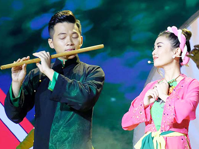 Giải trí - Cháu nội của "cây sáo số 1 Việt Nam" gây bão trên sóng truyền hình là ai?