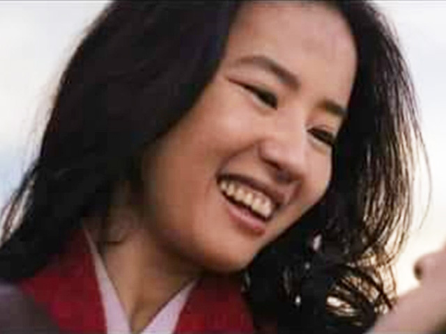 Làm đẹp - Điểm xấu "chết người" của "thần tiên tỷ tỷ" Lưu Diệc Phi làm sao để cải thiện?