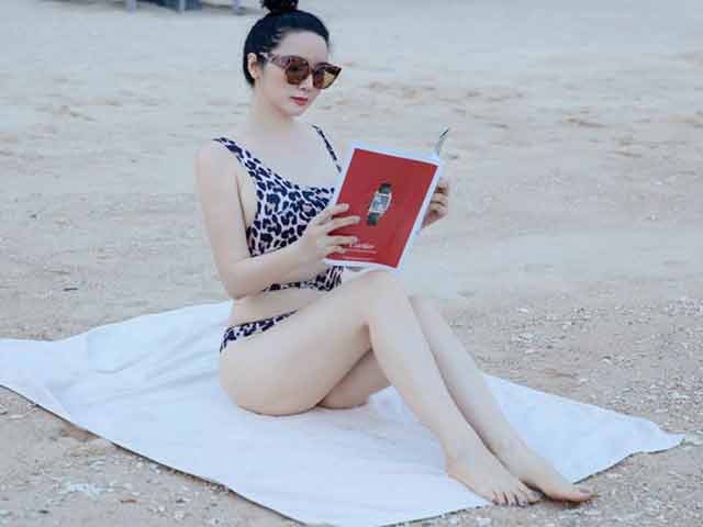 Làm đẹp - Loạt hoa hậu "đời đầu" bạo dạn khoe body nóng bỏng hơn cả gái đôi mươi