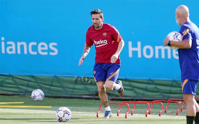 Messi gặp riêng HLV Koeman 30 phút, được trao vai trò gì trên sân? - 1