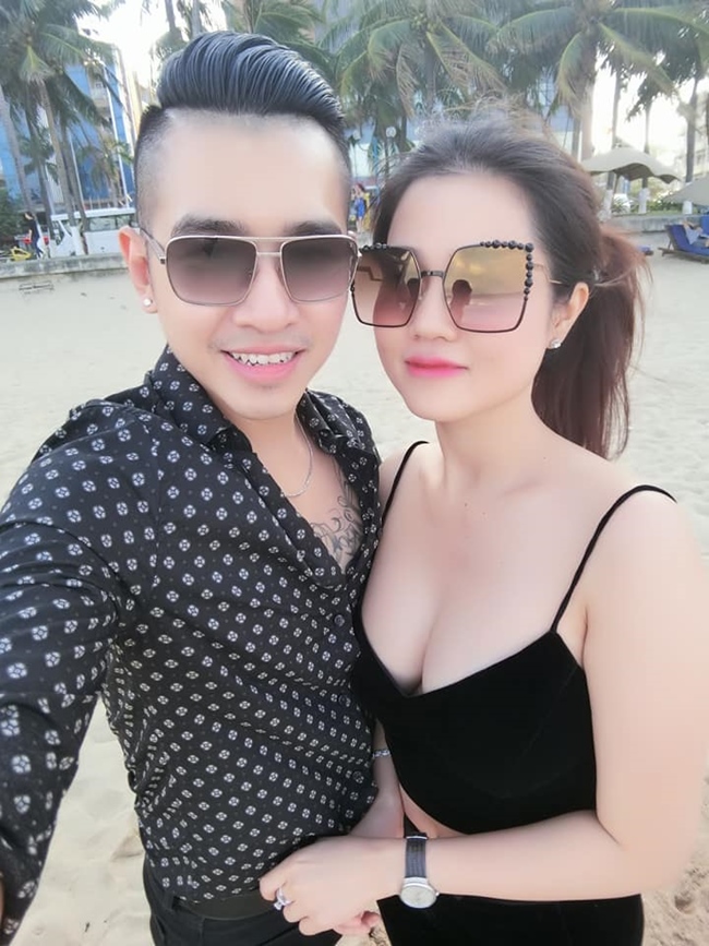 So sánh với thời điểm còn hẹn hò với Tiêu Quang, Ngọc Bích trông ngày càng quyến rũ, sắc sảo và mặn mà hơn.
