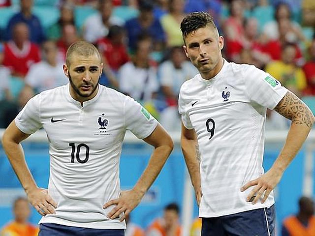 Nội bộ ĐT Pháp dậy sóng: Giroud moi lại chuyện cũ, “đá đểu” Benzema cực gắt
