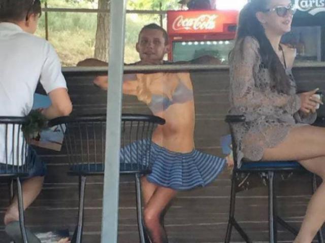 Cười 24H - Những sự trùng hợp hài hước "đánh lừa" thị giác của người nhìn