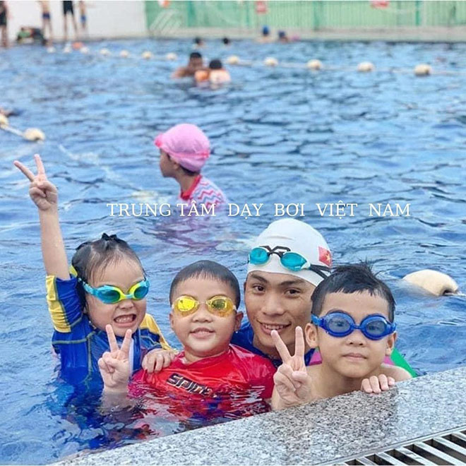 Trang bị kỹ năng đầu đời với khóa học bơi ở quận Tân Bình dành cho các bé