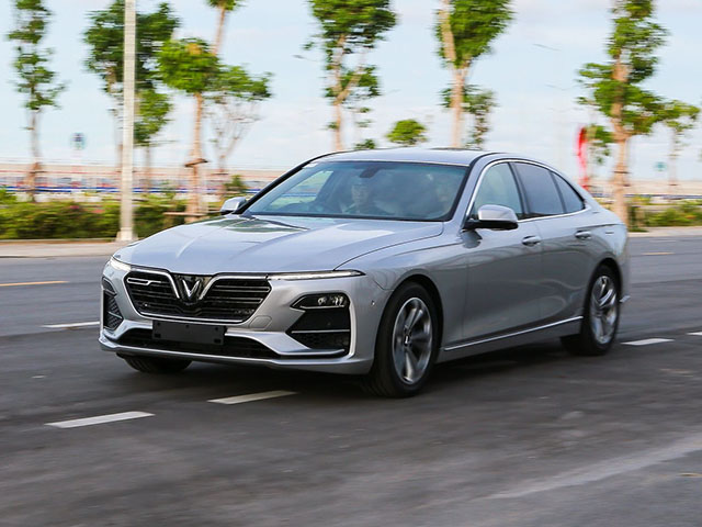Ô tô - Giá xe VinFast Lux A2.0 lăn bánh mới nhất tháng 9/2020