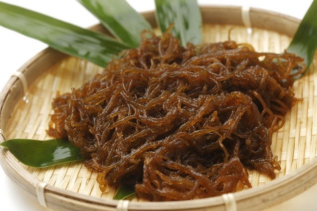 Tảo Mozuku Okinawa (Nhật Bản).