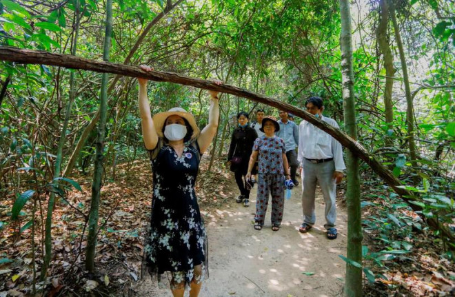 Bên trong địa đạo Củ Chi được đề nghị là Di sản thế giới - 2