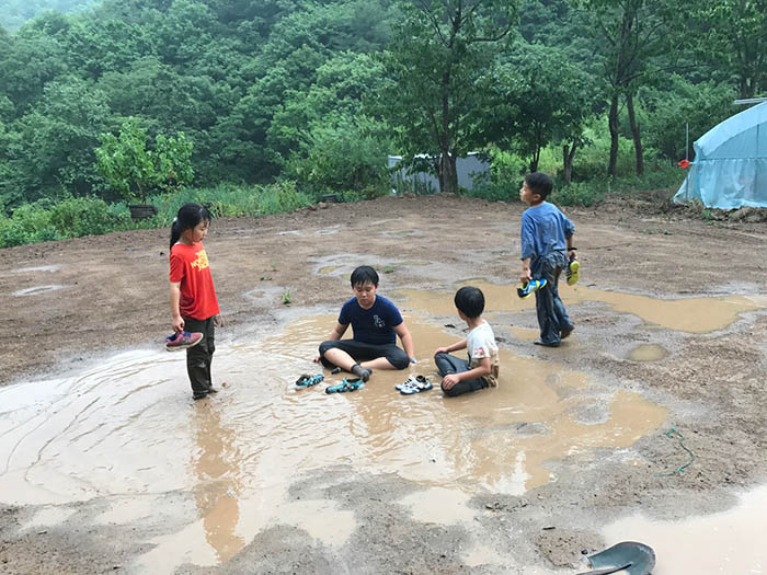 Trẻ kém thông minh, cản trở tính tò mò chỉ vì cha mẹ luôn ngăn cản điều này - 1