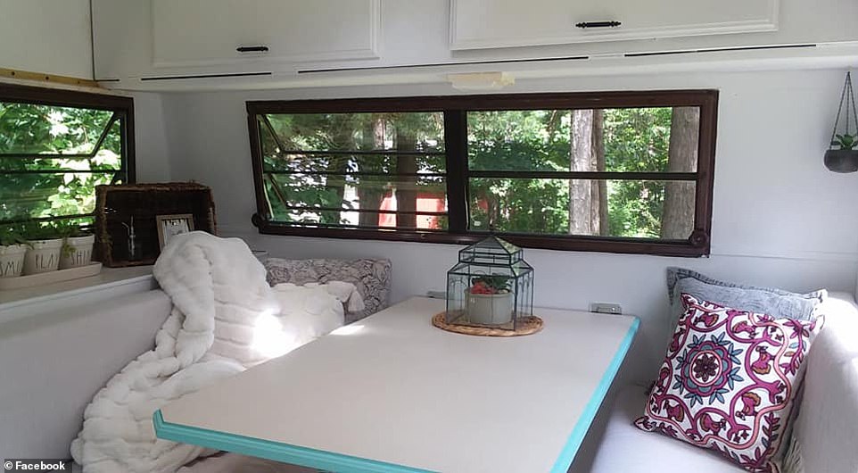 Sở hữu bí quyết 3 chiếc phong bì, cô bé mua ô tô để kinh doanh khi mới 11 tuổi - 4