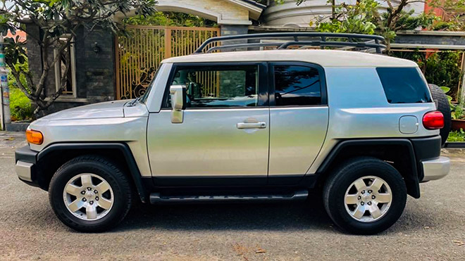 Xe địa hình Toyota FJ Cruiser được nhiều người săn đón tại Việt Nam - 4