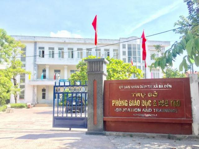 Tin tức trong ngày - Trưởng phòng giáo dục Ba Đồn và nữ hiệu trưởng nói gì khi lộ tin nhắn dọa "xử"?