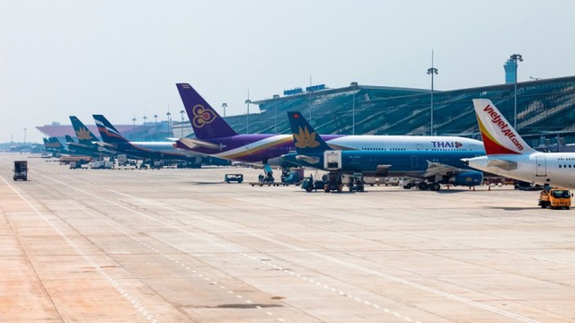 Dự kiến Cảng HKQT Nội Bài đạt 60 triệu hành khách/năm vào năm 2030 và 100 triệu hành khách vào năm 2050.