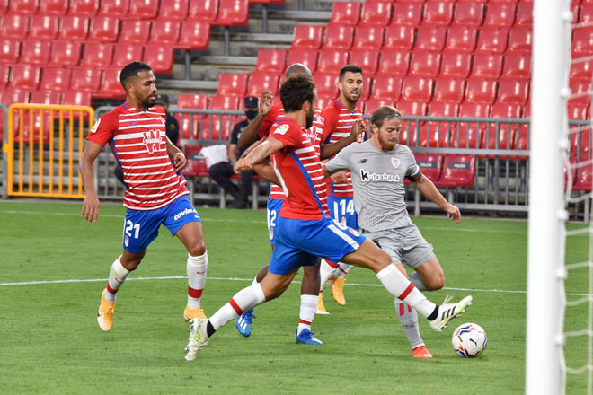 Video highlight trận Granada - Bilbao: Hiệp hai tưng bừng, mãn nhãn siêu phẩm - 1