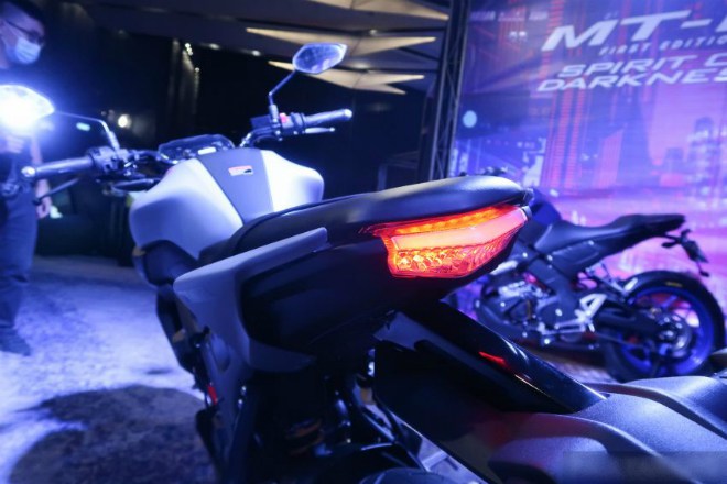 2020 Yamaha MT-15 mở rộng thị trường, so kè Honda CB150R Streetster - 13